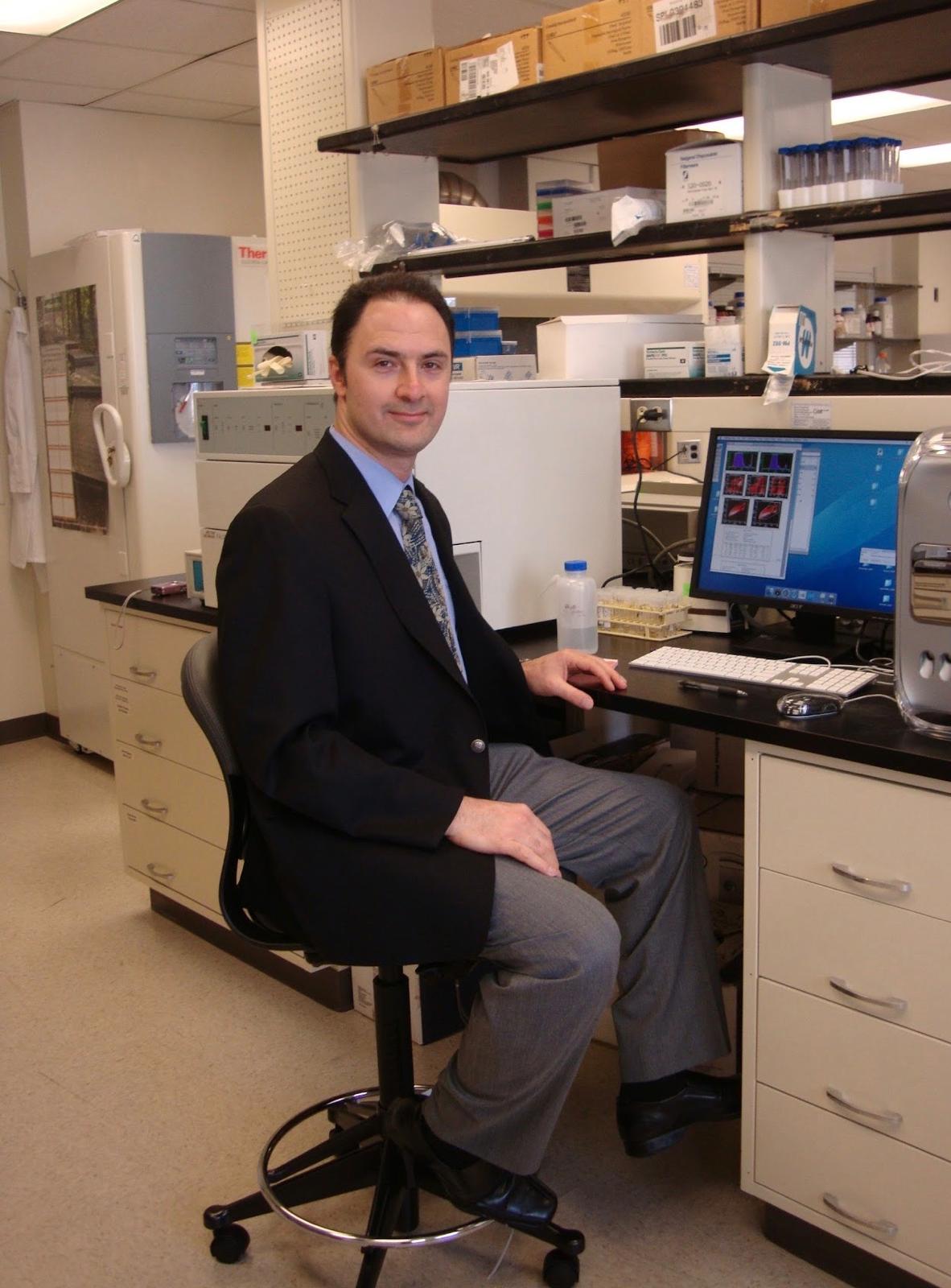 Dr. Kambiz Yaraei, Clinical Laboratory Director